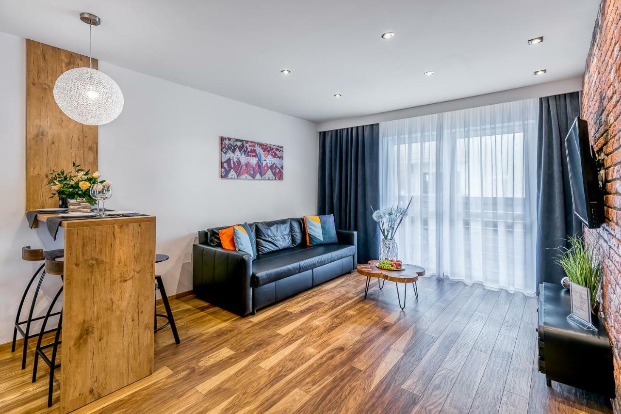 Apartament Merkury z parkingiem Torun Bagian luar foto