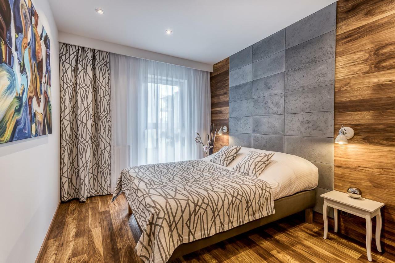 Apartament Merkury z parkingiem Torun Bagian luar foto