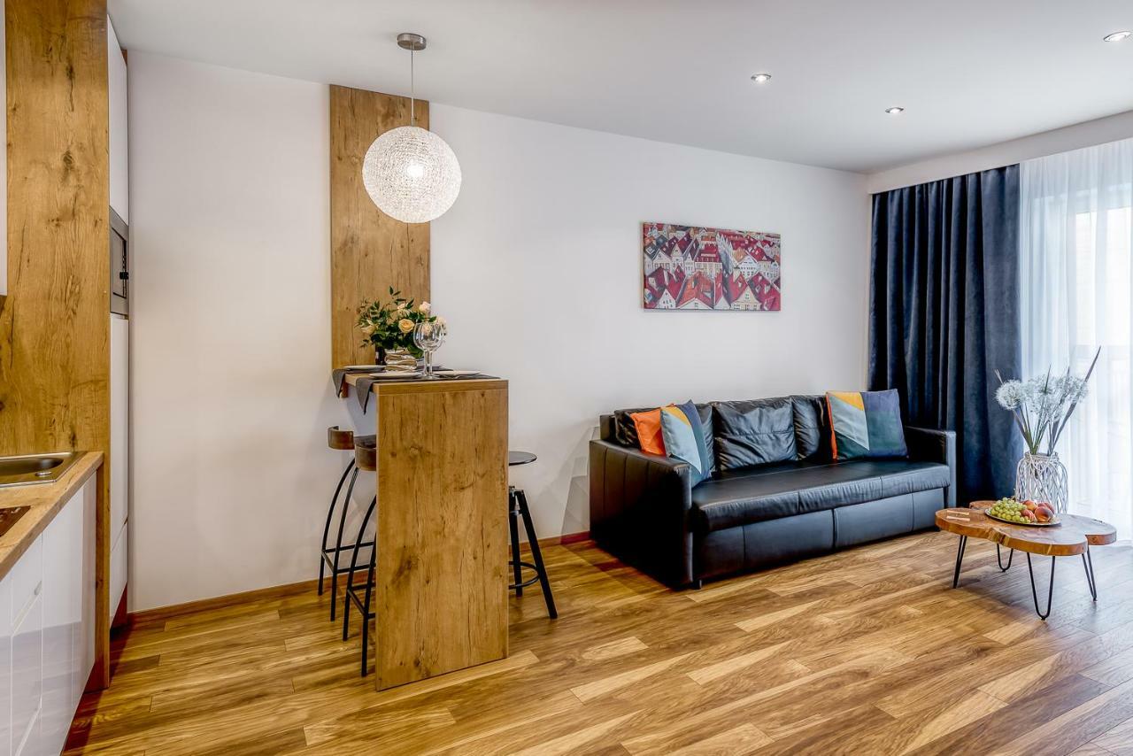 Apartament Merkury z parkingiem Torun Bagian luar foto